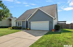 205 Kingspoint Drive, Sherman, IL 62684