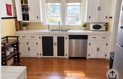 4 Primrose Lane, Hempstead, NY 11550