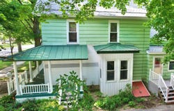 414 N Maple Street, Ithaca, MI 48847
