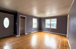 510 WEBB Drive, Bay City, MI 48706