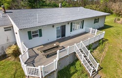 6679 MARTINSBURG Pike, SHEPHERDSTOWN, WV 25443