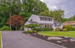 201 Dorset Dr, Clark Twp., NJ 07066-3022