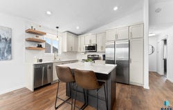 608 Honeysuckle Dr, Harrisburg, SD 57032