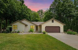 3999 Ravina Terrace, St. Joseph, MI 49085