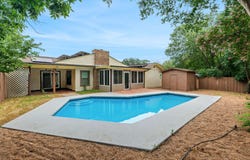 105 Scott Ave, Universal City, TX 78148