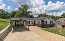 211 Congress Street, Park Hills, MO 63601