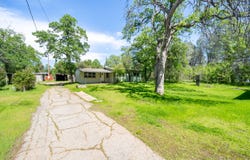 1430 Oakdale Lane, Redding, CA 96002