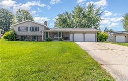 155 Outer Drive, Le Sueur, MN 56058