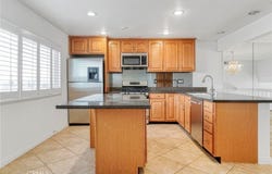 6205 Randi Avenue 1/2, Woodland Hills, CA 91367