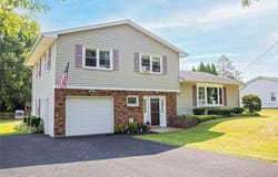 9013 Linwood Rd, Leroy, NY 14482