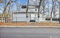 110 Charles Street, Old Bridge, NJ 08857