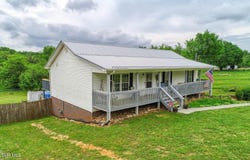 305 Old Stage Road, Rogersville, TN 37857