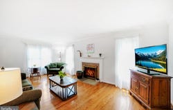 1564 IVYSTONE CT, SILVER SPRING, MD 20904