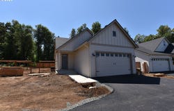 845 OAKLEAF WAY, Silverton, OR 97381
