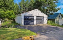 696 Crescent Avenue, Rumford, ME 04276