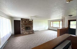 412 W Clark Street, North English, IA 52316