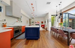 2402 11th St, Santa Monica, CA 90405