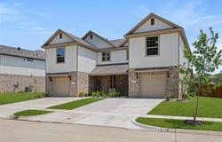 409-411 Saddle Lane, Denton, TX 76205