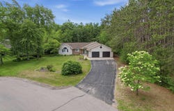 2731 HICKORY DRIVE, Plover, WI 54467