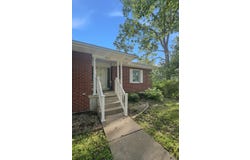 1013 W Burkhart St, Moberly, MO 65270