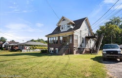 4925 Southside Dr, Louisville, KY 40214