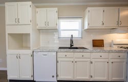 933 LAURA LEE CIRCLE, BEAR, DE 19701
