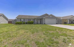 401 Brookway Drive, Manhattan, KS 66502