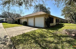 213 Yuma Drive, Victoria, TX 77904