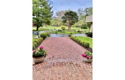 110a WINDSOR GATE, Great Neck, NY 11020