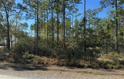 100 Bridges Road, Southport, NC 28461
