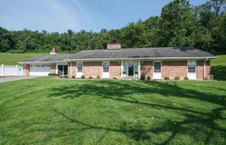 3574 Freedom Highway, Fairmont, WV 26554