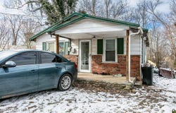 112 W Walnut St, Campbellsville, KY 42718