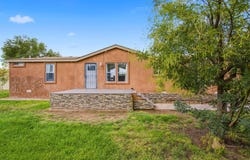 113 Hacienda Road NW, Albuquerque, NM 87114