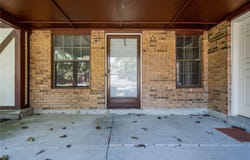 8621 Sea Pines Lane, Centerville, OH 45458