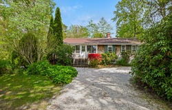 61 Bay Road, North Falmouth, MA 02556
