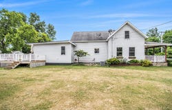 515 Locust Street, Howard City, MI 49329