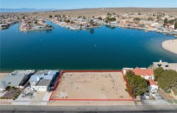 27646 Lakeview Drive, Helendale, CA 92342