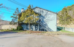 4164 Old Webb Creek Rd, Pittman Center, TN 37738