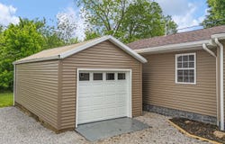 104 E 9th Street, Willow Springs, MO 65793