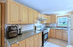 14 Palmer St, Quincy, MA 02169