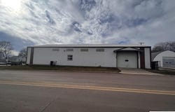 1027 E 7th Street, Blue Earth, MN 56013