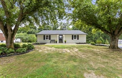 103 Sand Hill Church Road, Irvine, KY 40336