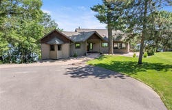 4217 Upper Roy Lake Road, Nisswa, MN 56468