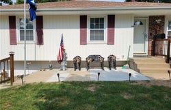 718 SW Williams Street, Lee's Summit, MO 64081
