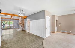 812 N 8th Avenue, Winterset, IA 50273
