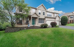 591 Barclay Drive, Bolingbrook, IL 60440