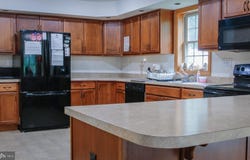 107 HOLMGREN DRIVE, STROUDSBURG, PA 18360