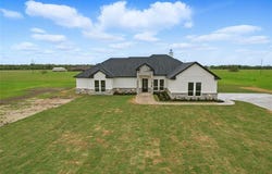 110 SE Private Rd 3178, Corsicana, TX 75109
