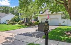 304 Mackenzie Drive, Jackson, NJ 08527