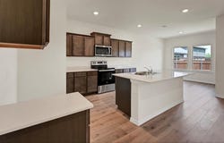 370 Pleasant Colony Drive, Waxahachie, TX 75165